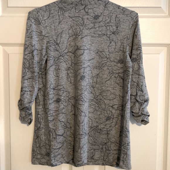 Bobeau Womens Hacci Open Cozy Cardigan Sweater in Denim Floral - NWT - Picture 9 of 9